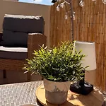 Christina Boutique Apartment *